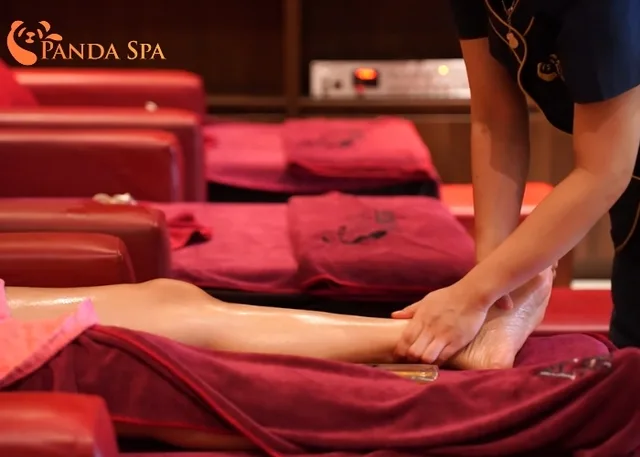 foot massage for blood circulation