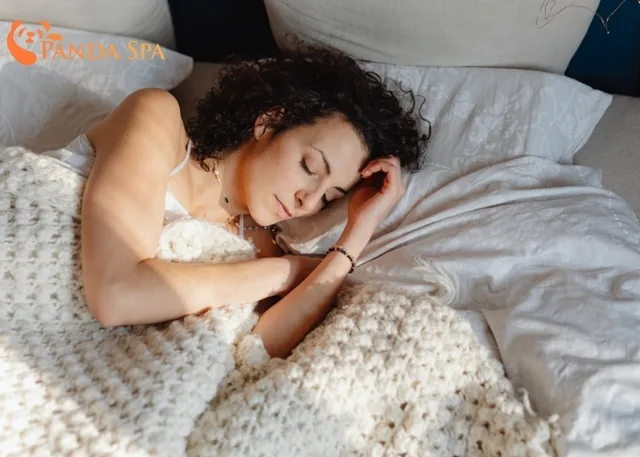 foot massage for blood circulation